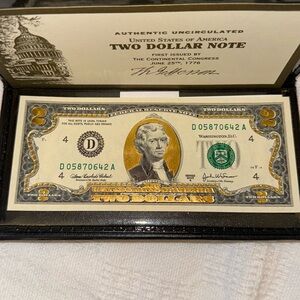 Federal reserve 2$ note gold